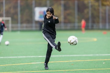 Bild 36 - wCJ VfL Pinneberg - Eimsbuettler TV : Ergebnis: 0:3